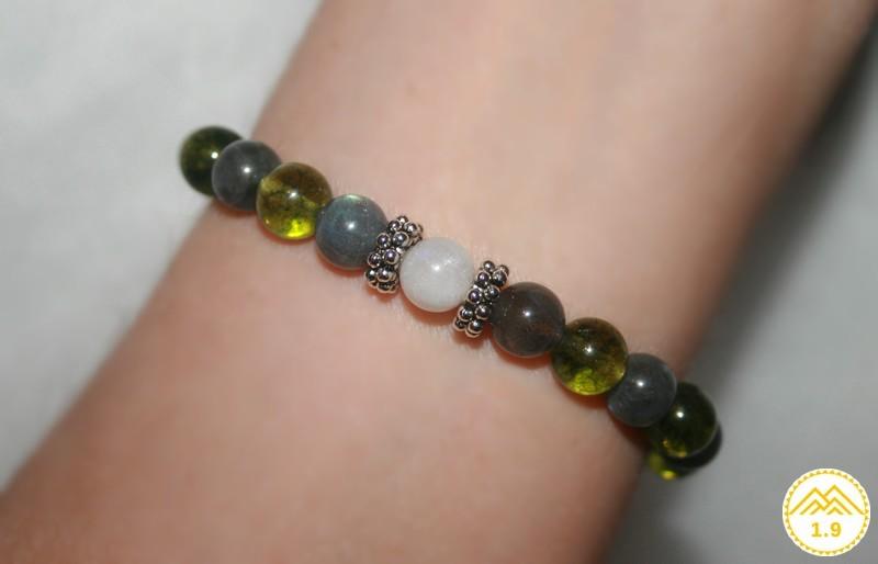 Bracelet femme pierres naturelles pierre de lune labradorite péridot 1.9