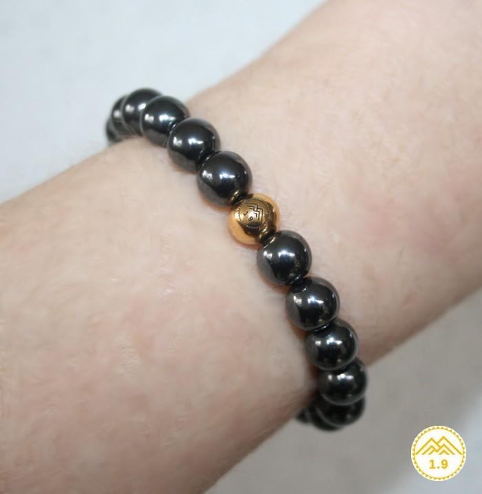 Bracelet hématite naturelle anti-stress shamballa en macramé et perle acier doré pour femme
