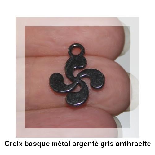Croix basque Métal argenté/ Doré antique / Argenté gris-anthracite