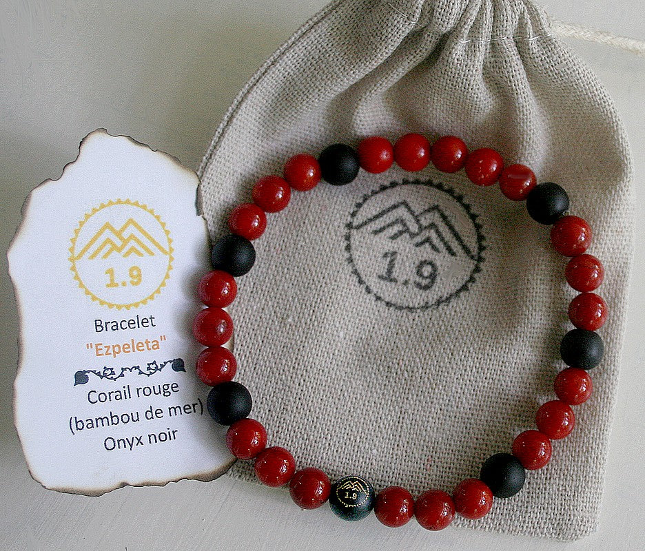Bracelet homme rouge et noir en corail et onyx. Cadeau bijou original personnalisé pour homme