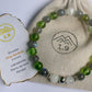 bracelet femme fête des mères en perles vert et blanc. Bracelet femme original sur mesure en labradorite, péridot et pierre de lune