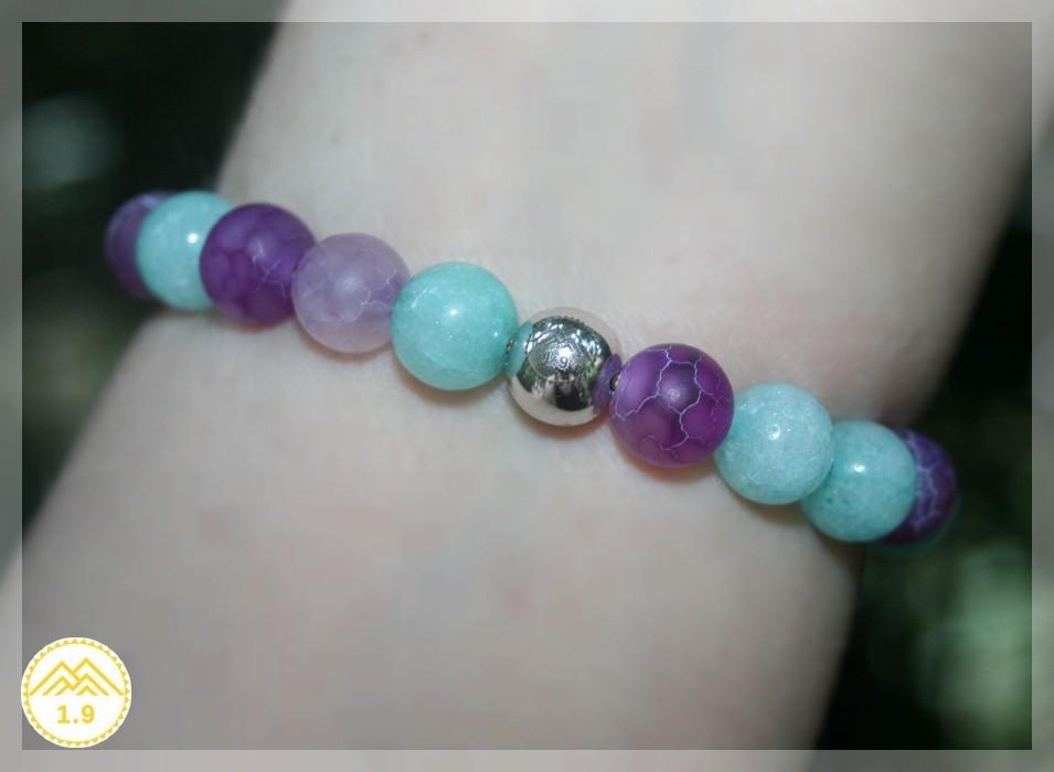 Bracelet enfant pierres bleu turquoise et violet taille ajustable